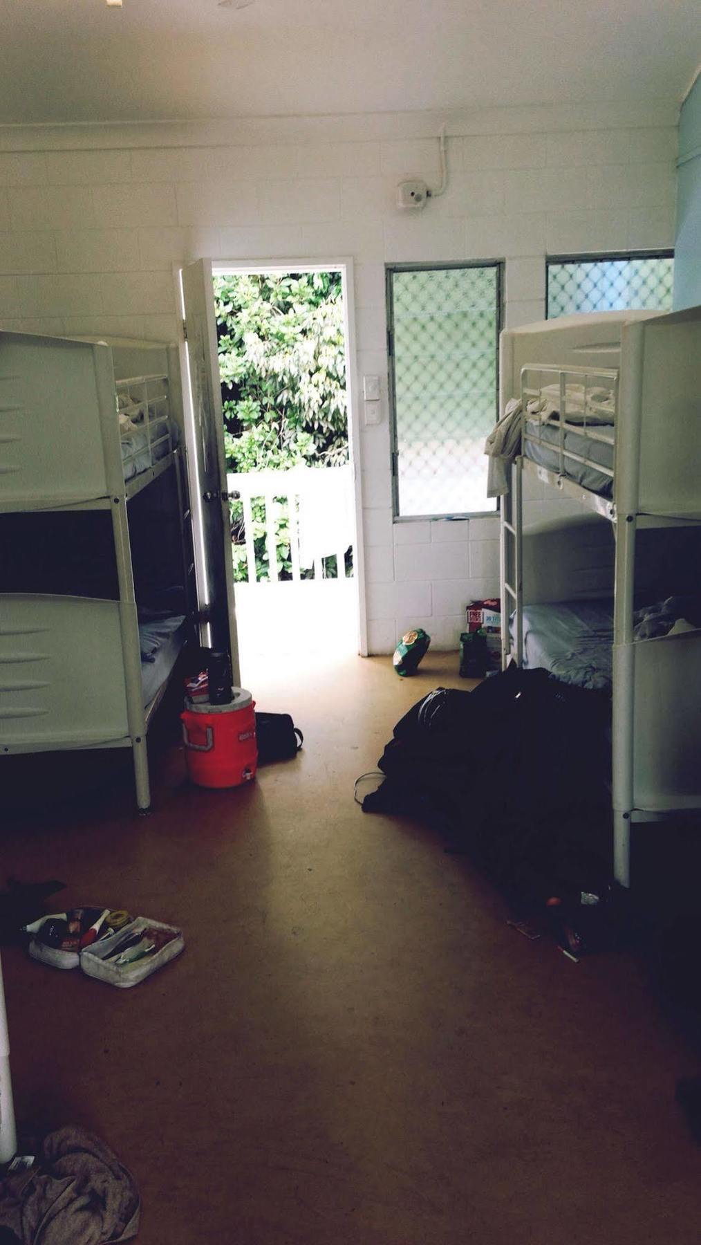 Absolute Backpackers Мишън Бийч Екстериор снимка